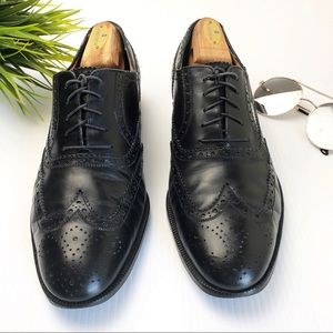 SALVATORE FERRAGAMO BLACK LEATHER OXFORD BROGUES